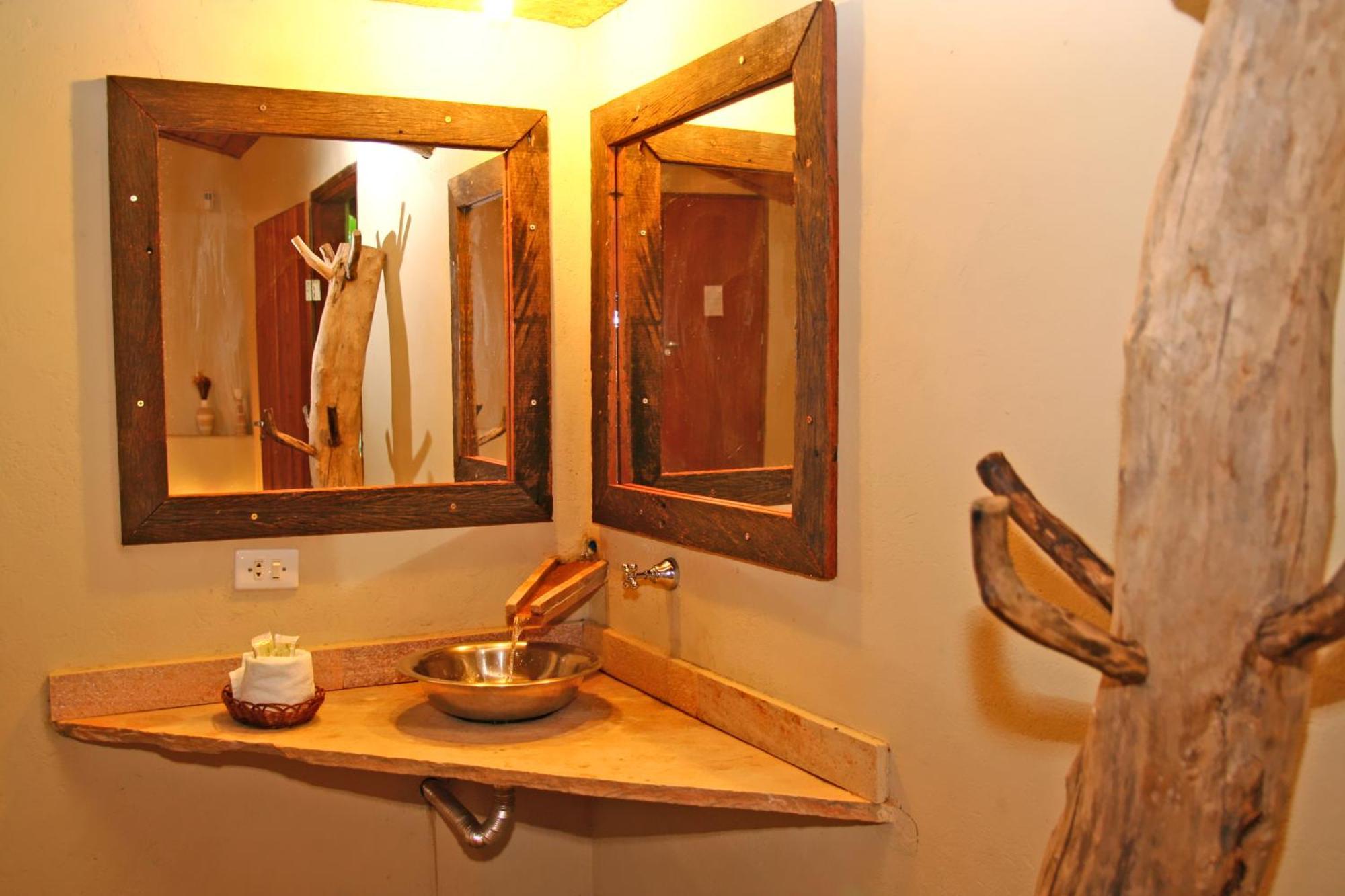 Salto Corumba Clube Guest house